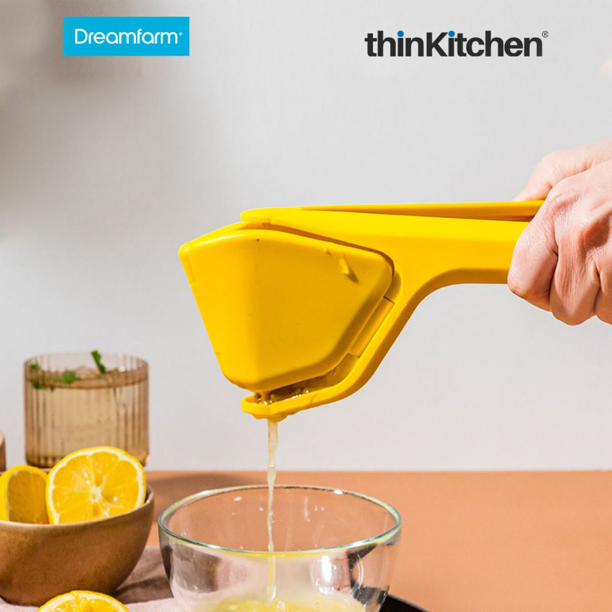 Dreamfarm Fluicer Lemon Juicer — Las Cosas Kitchen Shoppe