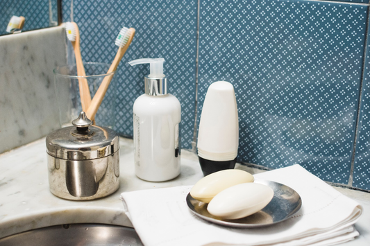 How to Use a Soap Dispenser? A Complete Guide