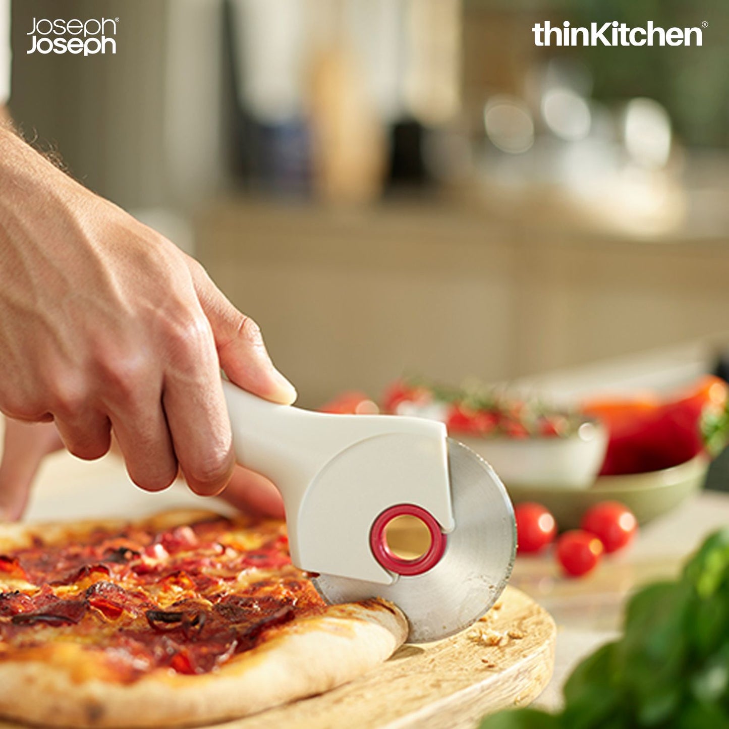 Joseph Joseph Ringo Easy-clean Pizza Wheel with Removable Blade